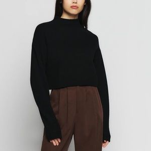 Reformation cropped cashmere sweater. Size M